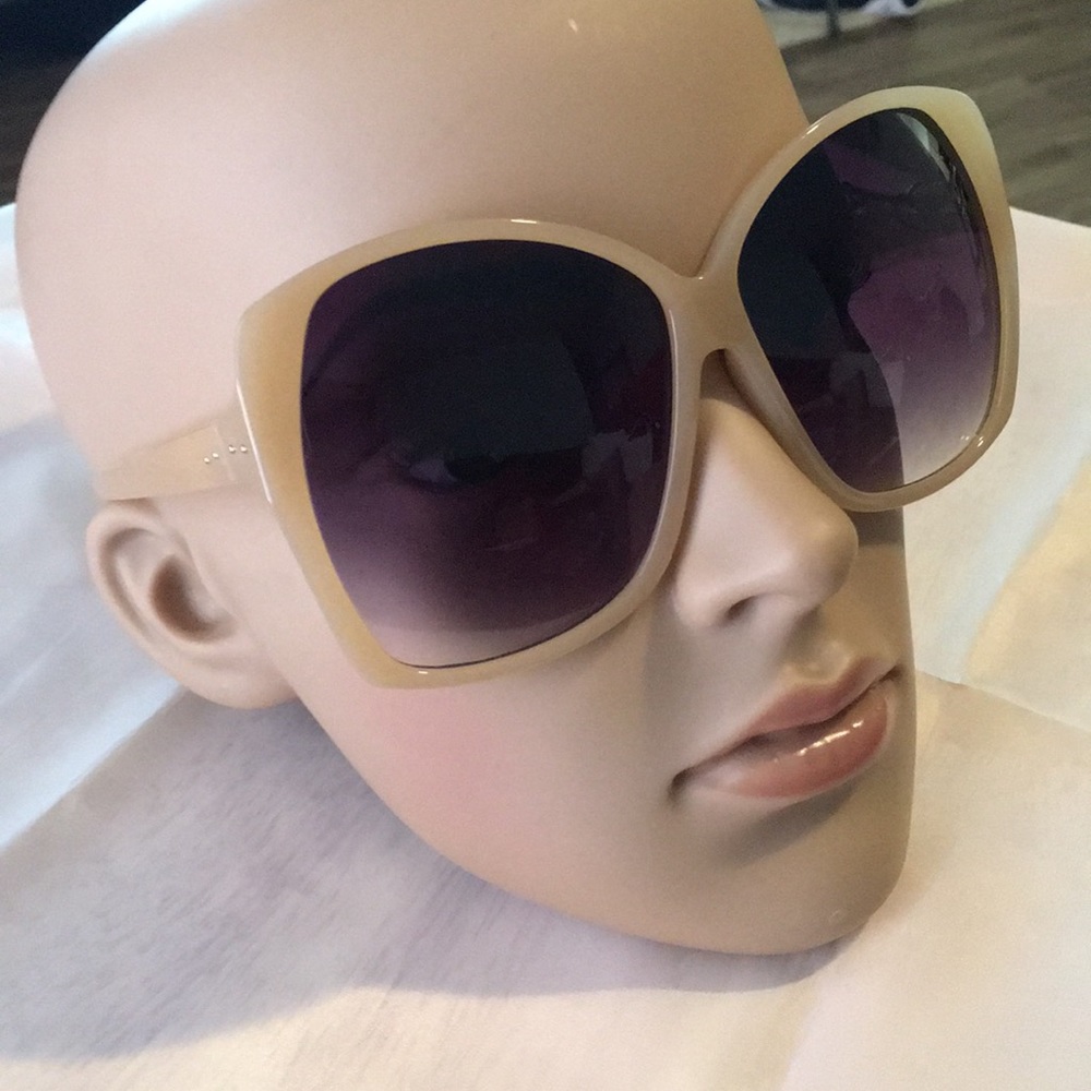 NWT Large Frame Shades 👓
